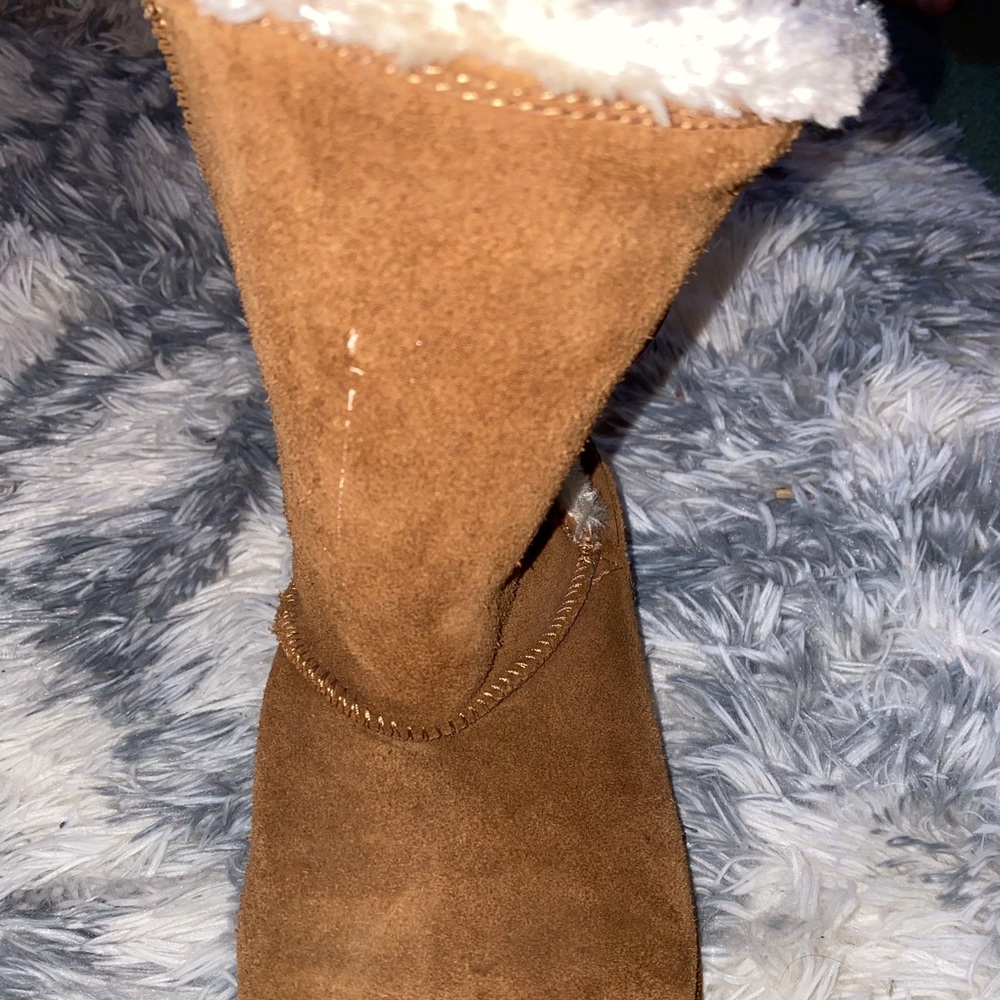 winter boots! - Picture 2 of 3